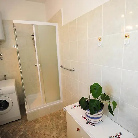 Luka & Sara Lägenhet Zadar